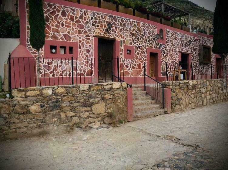 هتل Hacienda Encantada