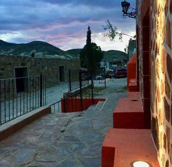 هتل Hacienda Encantada