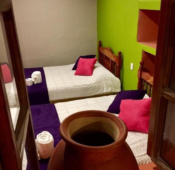 هتل Hacienda Encantada