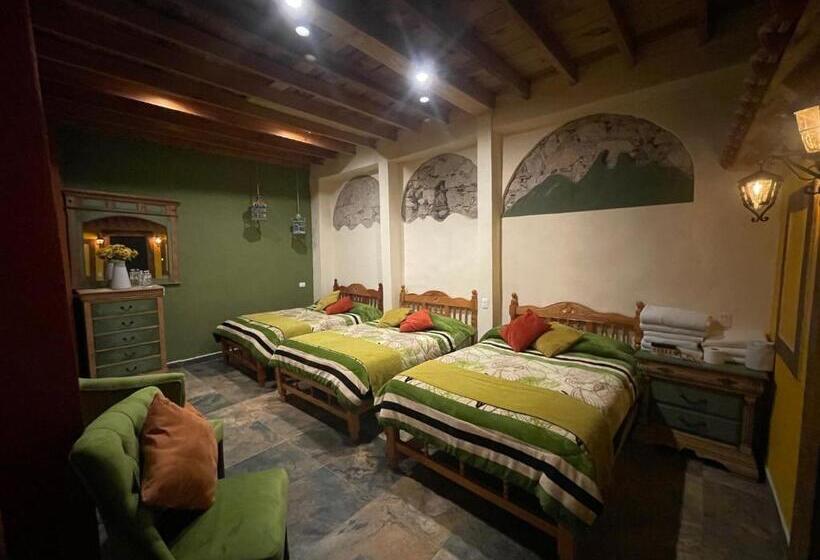 هتل Hacienda Encantada