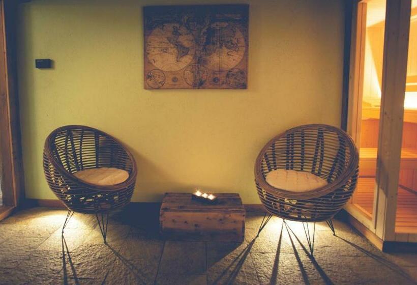 بنسيون Lous Escartoun