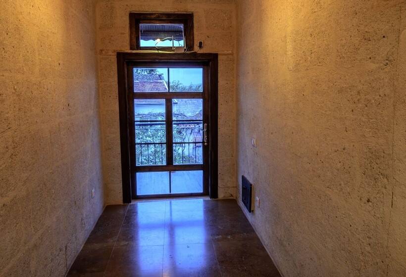 پانسیون Sendian Guesthouse