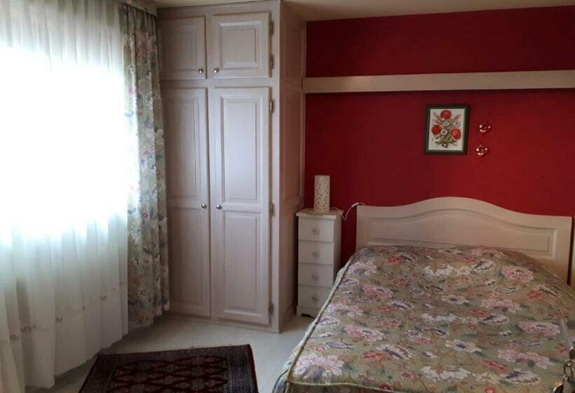 住宿加早餐  Les Amandiers