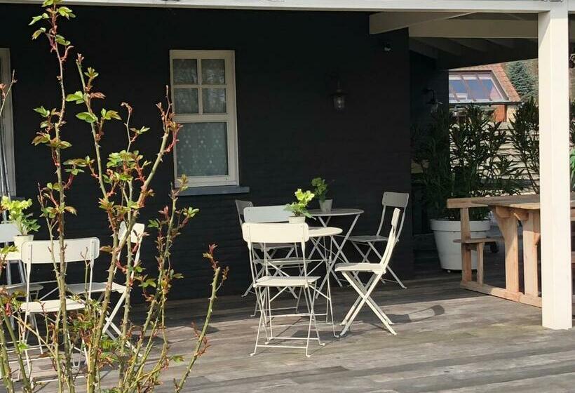 住宿加早餐  Morris Coffee & Crafts