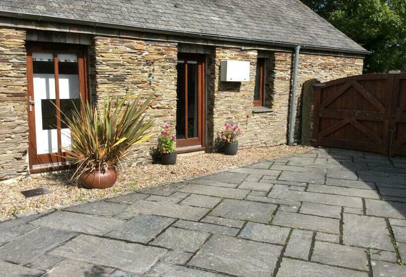 酒店 Re Imagined Stone Barns In The Country Near The Coast
