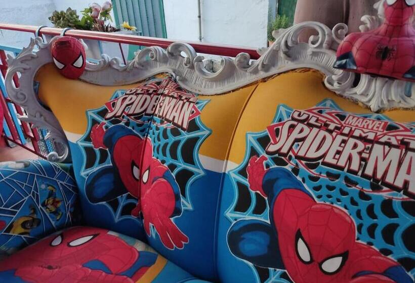 پانسیون Affitto Breve Spider Man House