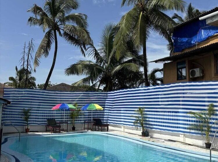 Holiday Beach Resort