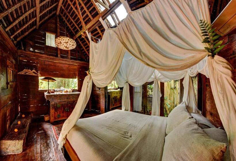 هتل Bambu Indah