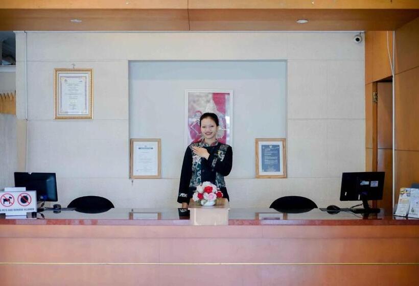 هتل Cakra Kembang