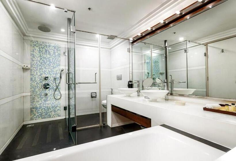 هتل Caravela Beach Resort