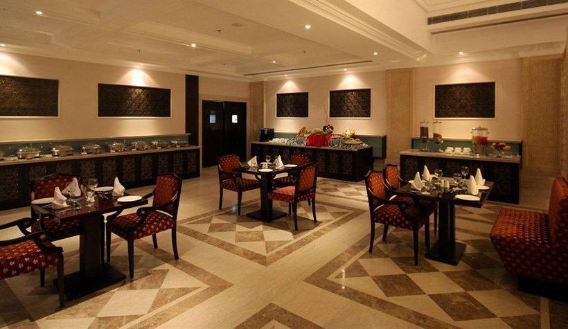 Hotel Country Inn & Suites By Radisson, Delhi Satbari