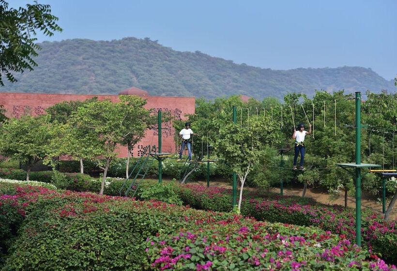 בית מלון כפרי Taj Devi Ratn Resort & Spa, Jaipur