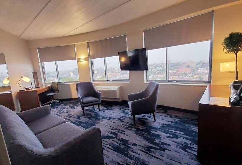 هتل Fairfield Inn & Suites By Marriott New York Brooklyn