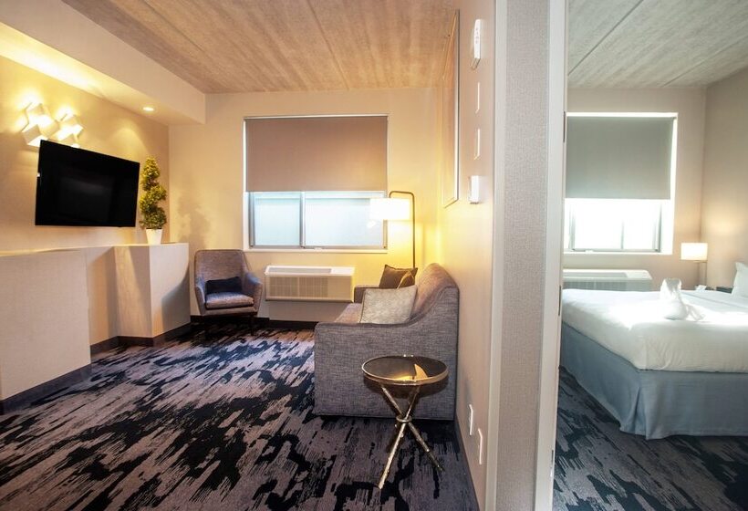 هتل Fairfield Inn & Suites By Marriott New York Brooklyn
