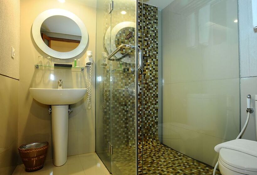 Gumilang Regency Hotel By Gumilang Hospitality