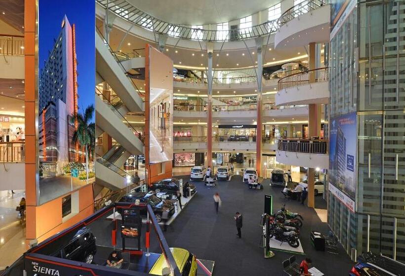 Harris Hotel And Conventions Kelapa Gading Jakarta