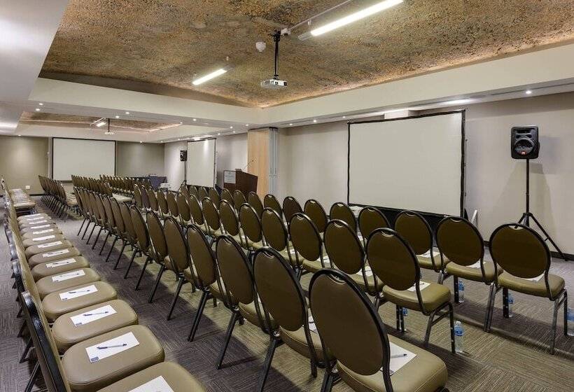 Protea Hotel By Marriott Cape Town Durbanville