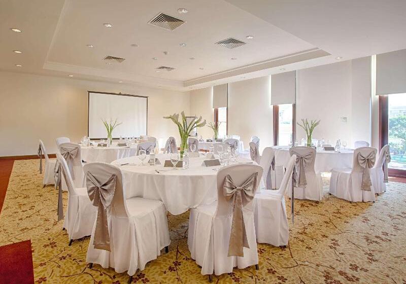 ホテル Pullman Danang Beach Resort