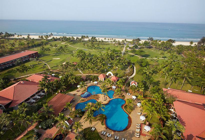 هتل Caravela Beach Resort