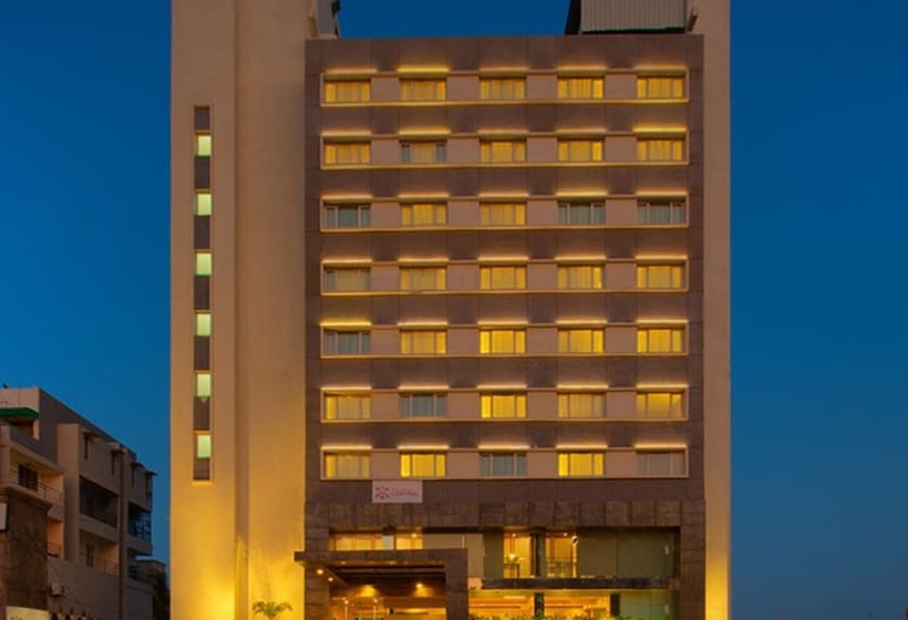 Отель Royal Orchid Central Vadodara