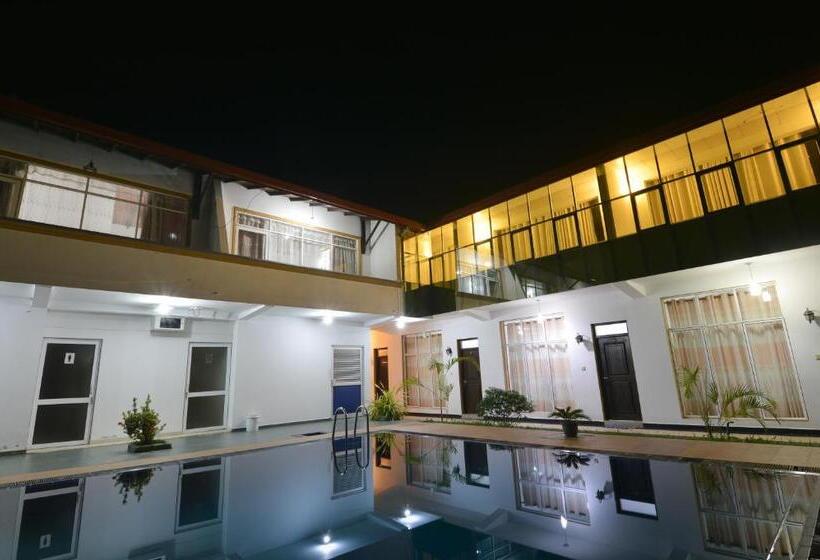 בית מלון כפרי Siyanco Holiday Resort