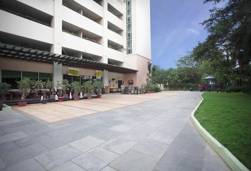 هتل Somerset Greenways Chennai