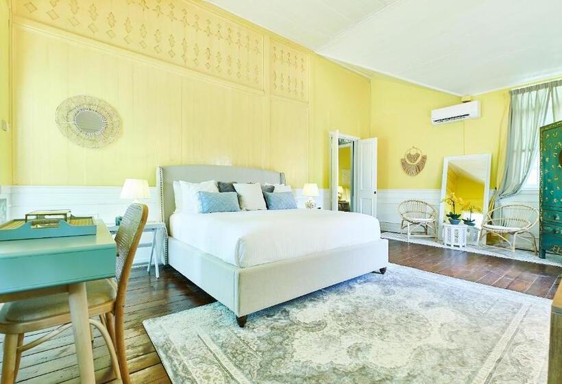 هتل Temple Tree Resort