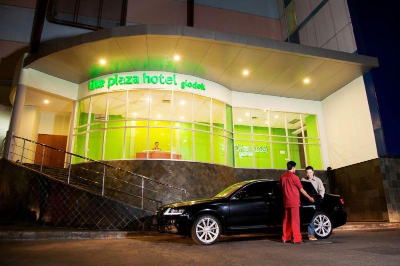هتل Glodok Plaza