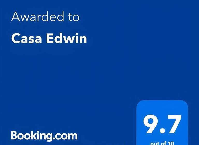 تختخواب و صبحانه Casa Edwin