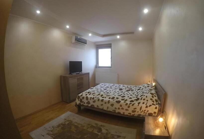 تختخواب و صبحانه Casa Edwin