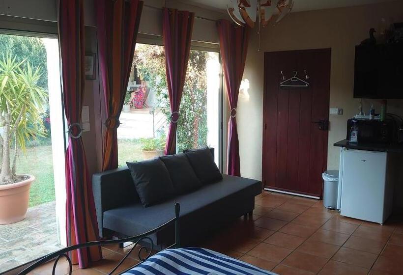 住宿加早餐  Studio Au Coeur De La Petite Camargue