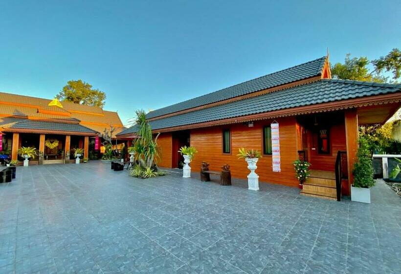 호텔 Khum Lanna Boutique