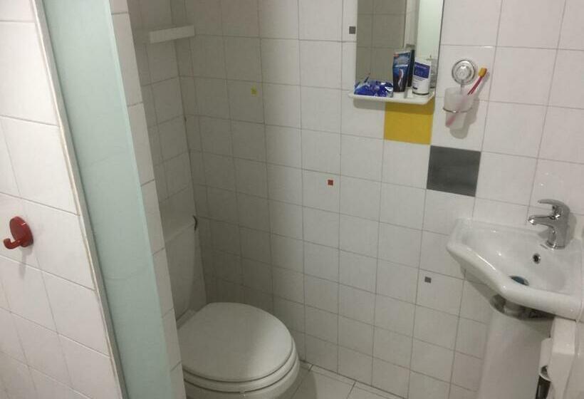 پانسیون Datacom Guest House