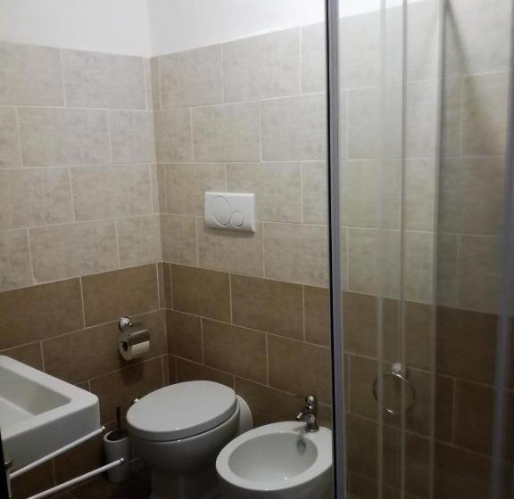 بنسيون La Quercia Di Aorivola