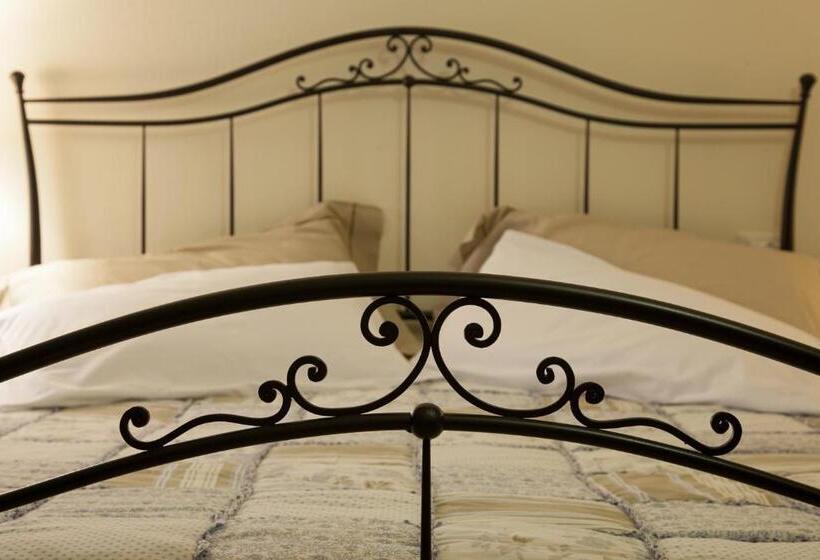 پانسیون Al Borgo Rooms