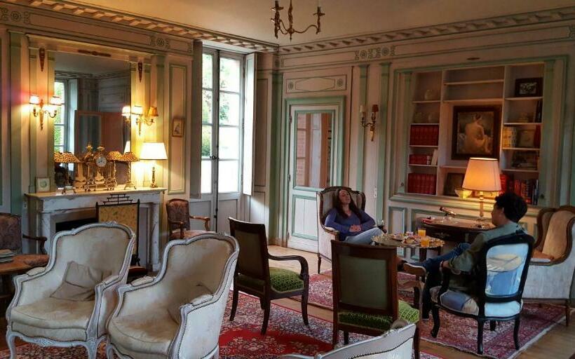 بنسيون Château Rouillon D Allest
