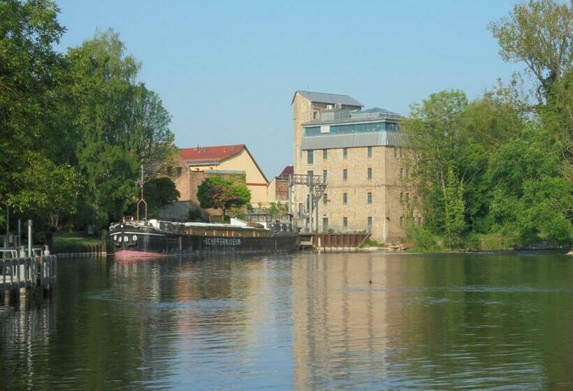 Пансион Neues Vaterland