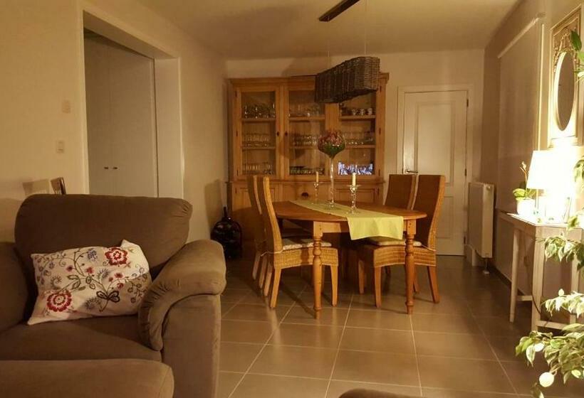 ベッドアンドブレックファースト Au Fond Des Rys