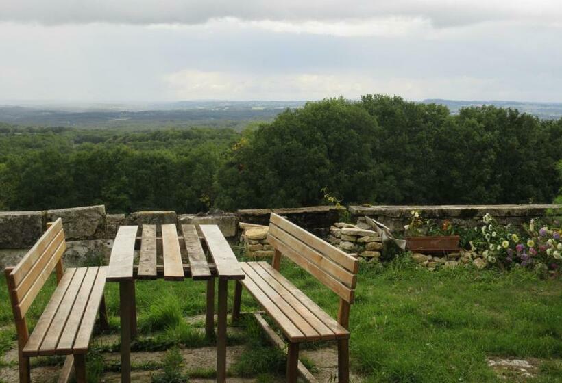مبيت وإفطار Nature Et Piscine Au Sommet Du Périgord