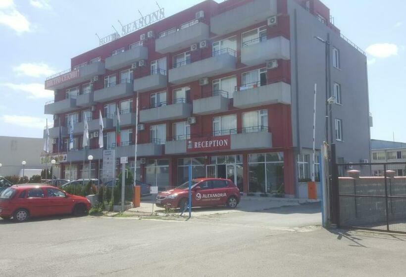 בית מלון כפרי Seasons 2