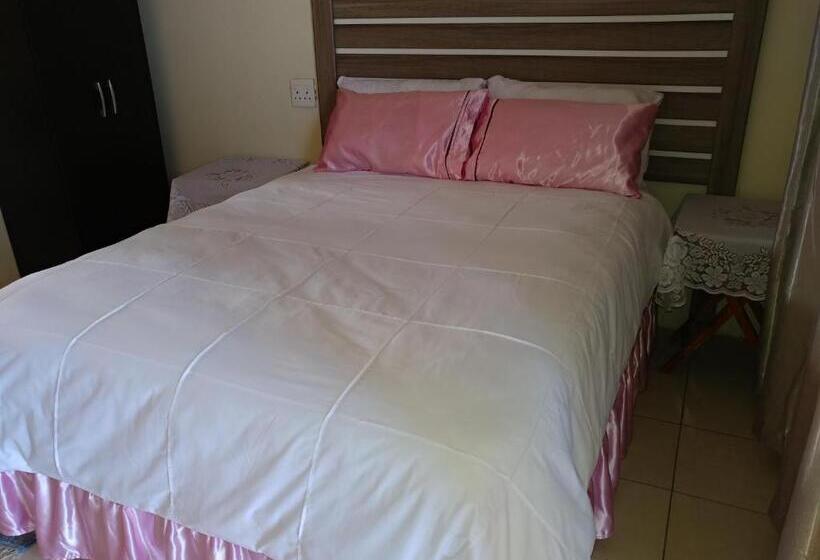 פנסיון Hillside View Guesthouse