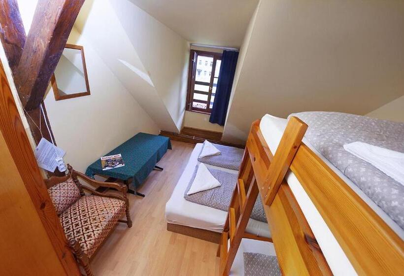 旅馆 Penzion Black Sheeps Adventures