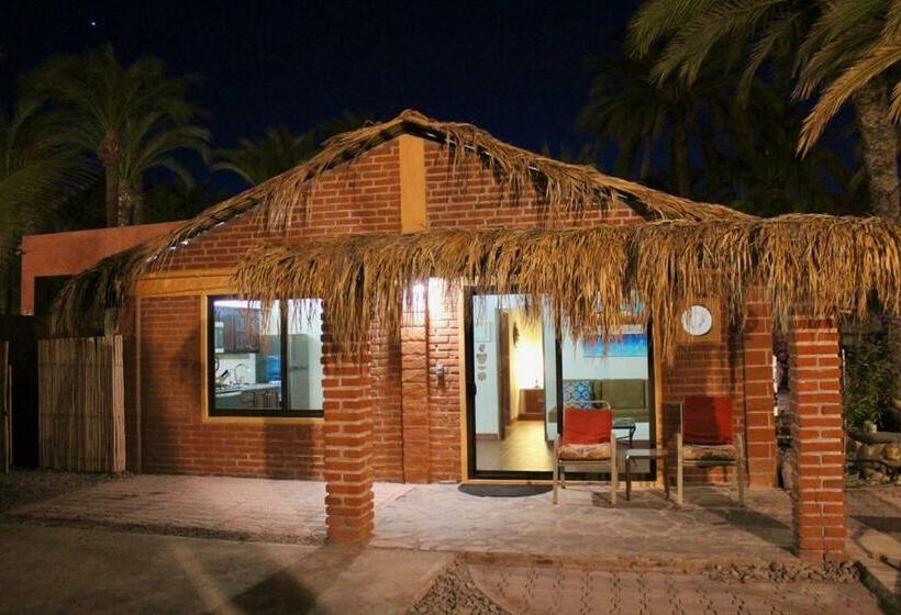 هاستل Sukasa Bungalows
