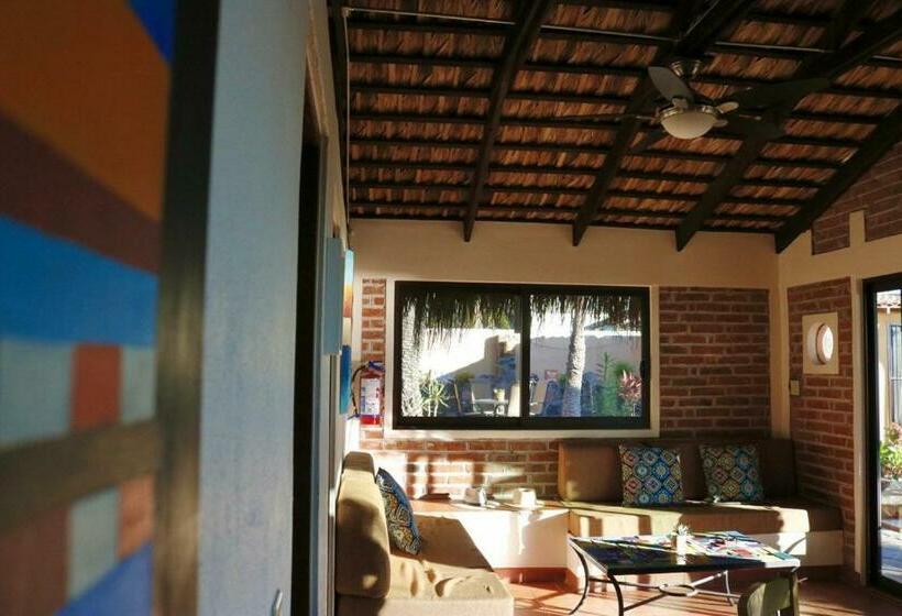هاستل Sukasa Bungalows