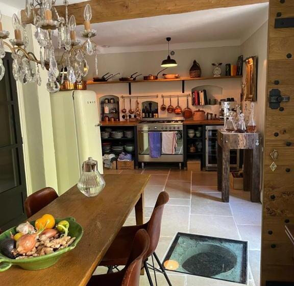 住宿加早餐  L Aile Du Chateau