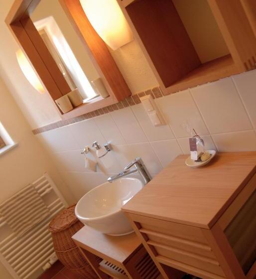 پانسیون Weingut Tauss