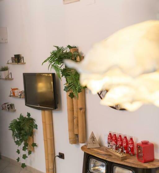 تختخواب و صبحانه Loft Style Taverna