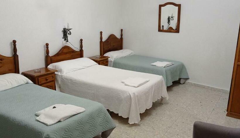 بنسيون Hostal Gran Capitán