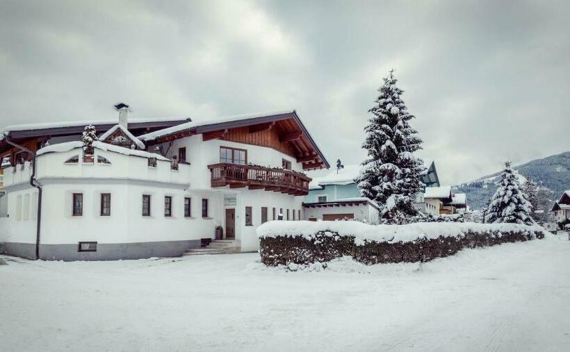 פנסיון Die Feine Herberge