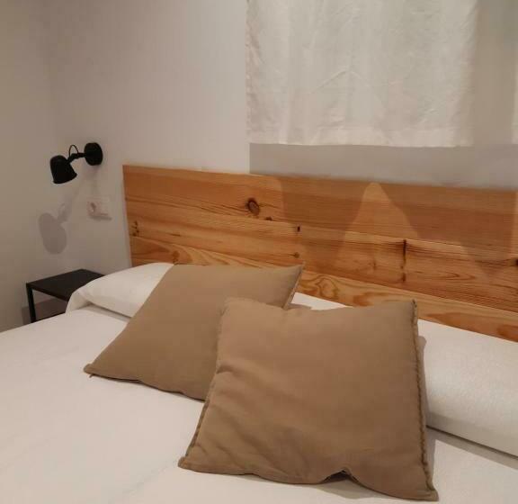 بنسيون Hostal El Rincon De La Vera